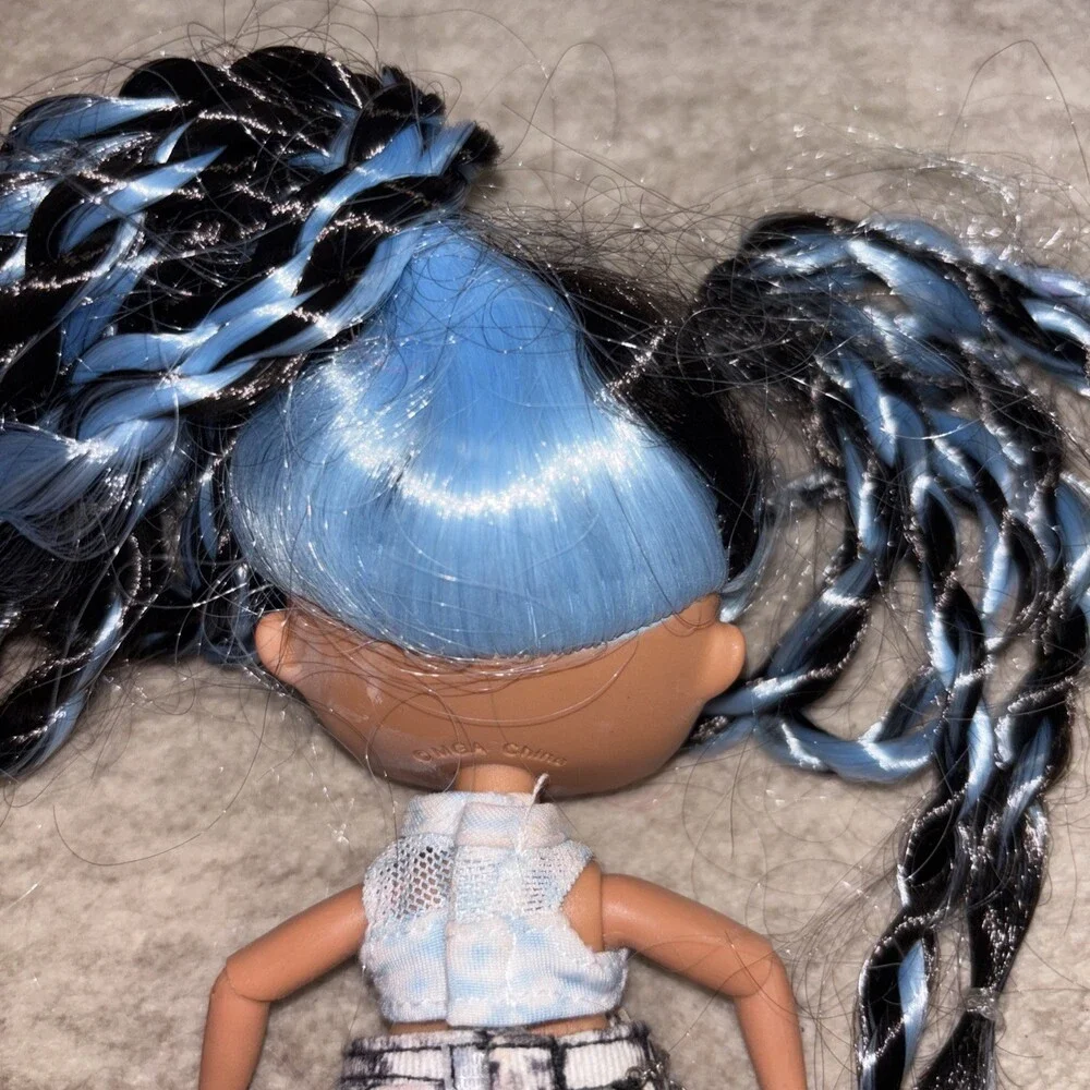 LOL Surprise! Tweens Fashion Doll Freshest + Top & Pants, Blue & Black - Picture 6 of 6